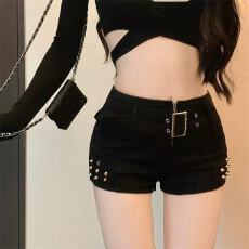 批发黑色辣妹低腰<b class='q'>牛仔</b>超<b class='q'>短裤</b>女排扣修身显瘦钉珠铆钉夜店装包臀热裤子