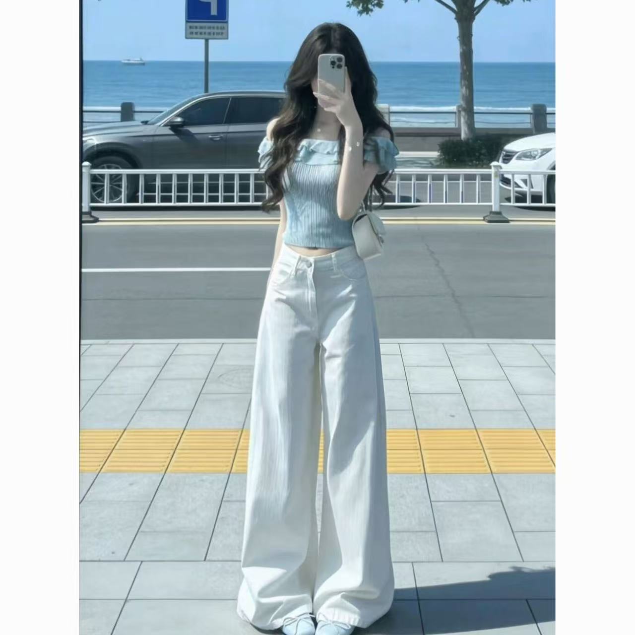 화이트 넓은 다리 청바지 여성 가을 얇은 스타일 2026 새로운 하이웨이스트 슬림해 보이는 루즈핏 표지 넓적 다리 도루 센스 스트레이트 끌기