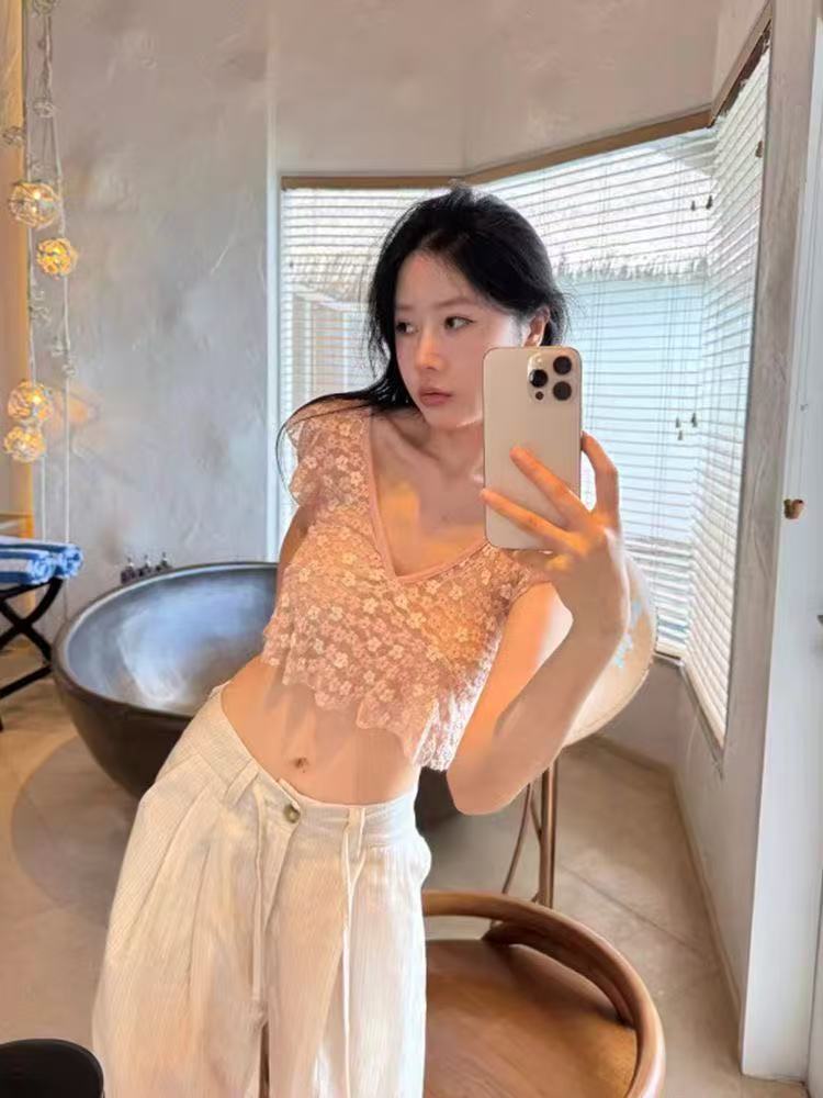 섹시함 핫걸 Feifei 소매 시스루 홀로우 아웃 레이스 셔츠 V넥 쇼트 스타일 이슬 뼈의 티셔츠 얇은 스타일 맨위
