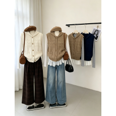 批发ZQSO韩版连帽无袖针织马甲女<b class='q'>秋</b>季驼色单排扣叠穿背心减龄毛衣外套