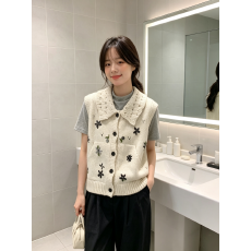 批发夏美酱拼邮 ats a社 26<b class='q'>秋</b>冬款尼泊尔制手工羊毛刺绣背心 十月下旬