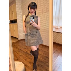 批发古着美术馆复古收腰<b class='q'>连衣裙</b>女2026春季新款修身<b class='q'>格</b>纹a字短裙