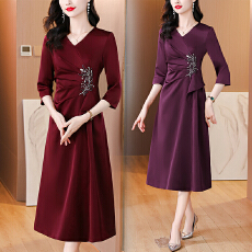 批发高贵年轻喜<b class='q'>妈妈</b>婚礼礼服2026新款连衣裙喜服高端喜婆婆婚宴装