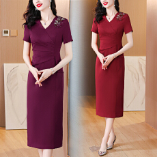 批发高端婚礼<b class='q'>妈妈</b>礼服高贵2026年春季新款年轻喜婆婆婚宴装时尚连衣裙