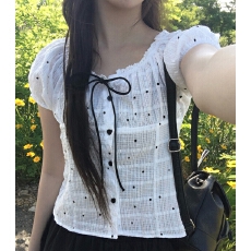 批发已出货 韩国chic 减龄<b class='q'>波点</b>系带泡泡短袖<b class='q'>衬衫</b>