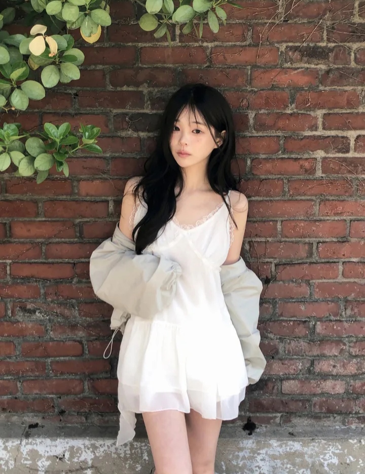 있음 선적 한국 ins 레이스 조각 불규칙 슬립 드레스