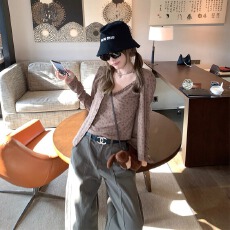 批发大码胖mm暗夜<b class='q'>蔷薇</b>碎花休闲时尚套装女新款开衫上衣V领吊带两件套