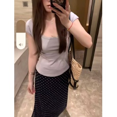 批发大码胖MM法式正肩显瘦短袖T恤女+夏季修身百搭波点半身裙两件套