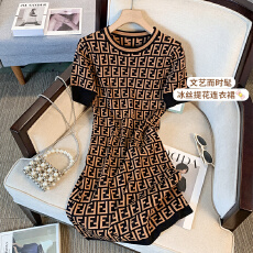 批发实拍 春夏新款修身菱格复古提花冰丝针织连衣裙女收腰<b class='q'>包臀</b>连衣裙