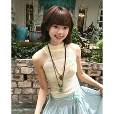 批发实价 法式小资绣花绝美吊带上衣新款独特漂亮设计感内搭无袖夏季
