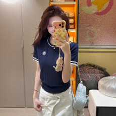 批发实价 韩系穿搭撞色刺绣针织短袖女装夏季高级感气质独特漂亮上衣