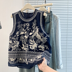 批发高端欧货夏季新款高级感时尚重工刺绣国风宽松无袖背心<b class='q'>衬衫</b>上衣女