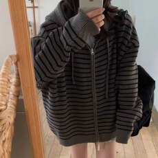 批发<b class='q'>韩国</b>慵懒风连帽条纹毛衣外套女秋冬宽松显瘦针织开衫外搭保暖上衣