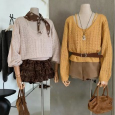 批发韩版十三行早秋吊带修身针织打底镂空休闲慵懒风长袖深V毛衣套装