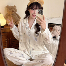 批发秋季直播爆款女士双长翻领创意休闲卡通印花睡衣云朵棉舒适家居服