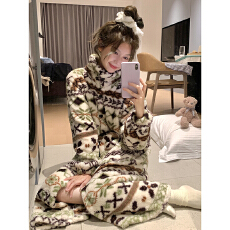 批发冬季少女ins风长袖睡袍开扣款睡衣长毛绒舒适保暖创意休闲家居服