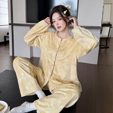 冬季新款女士双长开衫花边圆领睡衣宫廷风压花海岛绒舒适感家居服
