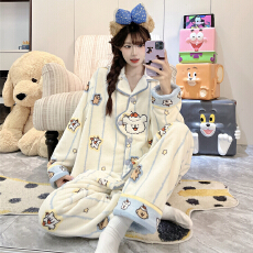 批发冬季新款少女ins风双长开衫睡衣法兰绒<b class='q'>保暖</b>舒适卡通印花图家居服