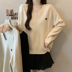 批发实拍~大码胖mm宽松遮肉显瘦V领针织衫女秋冬减龄内搭打底衫毛衣