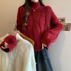 批发<b class='q'>实拍</b>~慵懒风红色毛衣短款高领打底麻花套头针织衫2025秋冬<b class='q'>大码</b>胖m