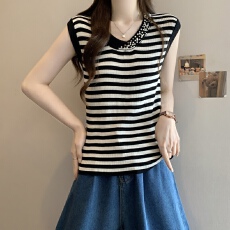 批发实拍2026夏新款<b class='q'>大码</b><b class='q'>胖</b><b class='q'>mm</b><b class='q'>重工</b>烫钻针织背心女显瘦气质百搭无袖上衣