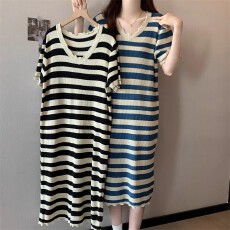 批发孕妇装夏季2026时尚条纹冰丝针织V领孕妇连衣裙产后<b class='q'>外出</b>哺乳裙