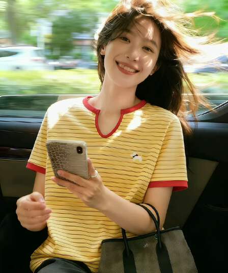 한 부서 빛 제인 황색 빨간색 스트라이프 명중 네클라인 루즈핏 반팔 티셔츠 여성 2026 새로운 여름 특별 잘 생긴 맨위
