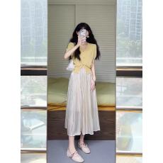 批发高级感时尚减龄小香风气质名媛<b class='q'>职业</b>两件套装半身裙女夏季2026新款