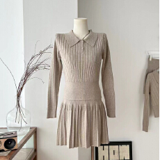 批发CallmeEar//松茶可可针织套装<b class='q'>女</b>秋冬针织上衣/半裙/过膝<b class='q'>袜子</b>