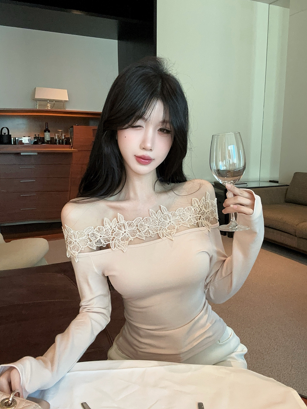 실사 정가 뮤즈 꽃말 3 차원 레이스 디자인 오프숄더 긴팔 니트 스웨터 순수한 욕망 인사이드 잡아라. 의류