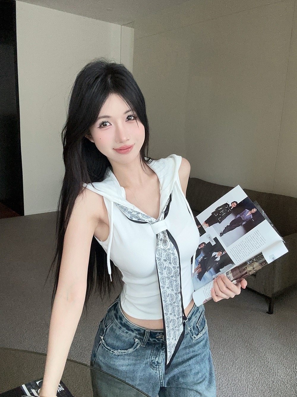 실사 정가 새로운 프랑스식 고급 센스 스카프 후드 품격 몸매 가꾸기 슬림해 보이는 민소매 맨위