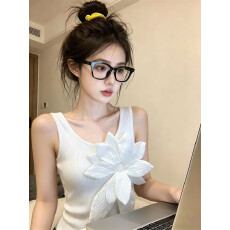 批发实拍纯欲性感挂脖无袖<b class='q'>背心</b>夏季立体花朵显瘦百搭上衣针织小吊带女