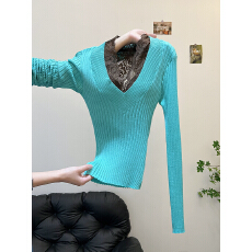 批发实拍独特轻熟修身<b class='q'>蕾丝</b>v领针织打底衫女高级感巨好看正肩上衣内搭