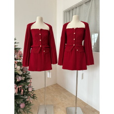 批发新年红色软糯绞花抹胸披肩上衣女冬季高腰针织<b class='q'>蓬蓬</b><b class='q'>裙套装</b>