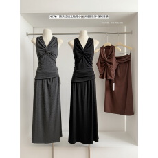 批发复古无袖扭结褶皱挂脖<b class='q'>上衣</b>+拼接不规则腰封半身裙大摆A字裙套装女