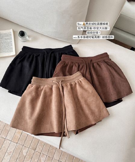 가을 켜기 새로운 miu 부서 장난기 넘치는 중년 스웨이드 노출 방지 반신 스커트 이른 가을 새로운 디자인 센스 치마 아이들