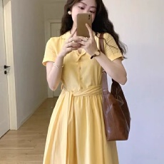 批发大码女装气质黄色V领衬衫<b class='q'>连衣裙</b>女夏季新款高级感收腰显瘦A字长裙