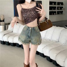 批发设计感小众复古毛边牛仔短<b class='q'>裤</b>女夏高腰宽松<b class='q'>显瘦</b>阔腿a字辣妹超短<b class='q'>裤</b>
