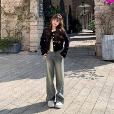 批发<b class='q'>高腰</b>直筒牛仔裤女春秋季2026年新款美式复古高街小个子宽松<b class='q'>阔腿裤</b>