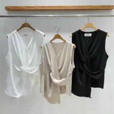 批发<b class='q'>气质</b>收腰无袖<b class='q'>衬衫</b>女2026夏季新款时尚设计感交叉绑带时尚背心上衣