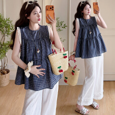 批发实拍现孕妇新款格纹背心衬衫独特绝美小飞袖木耳边上衣阔腿裤套装