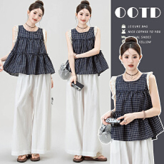 批发新款现~孕妇夏季新款飞飞袖拼接蕾丝格子上衣 阔腿裤两件套