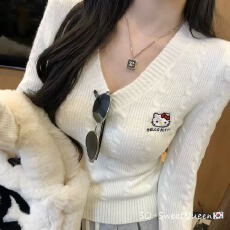 十三行2025秋冬新款卡通刺绣麻花V领针织衫女修身显瘦毛衣打底衫