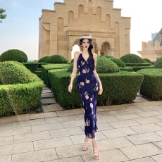 批发碎花v领漏背海滩度假长裙性感辣妹收腰包臀挂脖无袖背心连衣裙