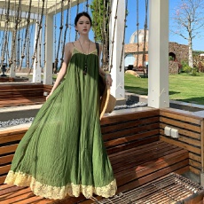 批发复刻改良 复古风格褶皱设计感蕾丝吊带<b class='q'>连衣裙</b>