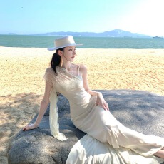 批发【天鹅之梦】法式清冷感蕾丝飘带吊带<b class='q'>连衣裙</b>生日裙约会<b class='q'>长裙</b>