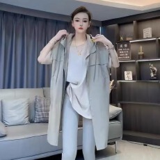 批发欧货夏季新款时尚韩版设计感工装宽松连帽无袖外套防晒中长款马甲