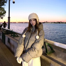 超好看波点面包服女2025冬季新款小众时尚甜美洋气保暖加厚外套潮