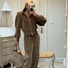 批发有货 复古时髦气质运动<b class='q'>丝绒</b>连帽<b class='q'>套装</b>裤两件套