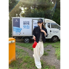 批发柏林杂志’90s原色复古宽松短款翻领百搭牛仔外套女款<b class='q'>秋</b>季